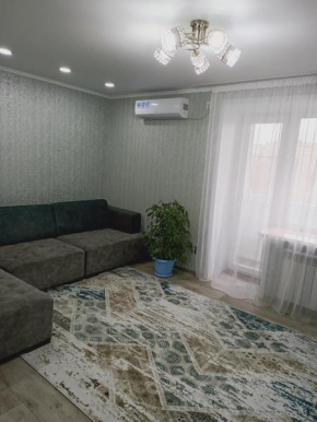 ApartLux on Slavskogo 14